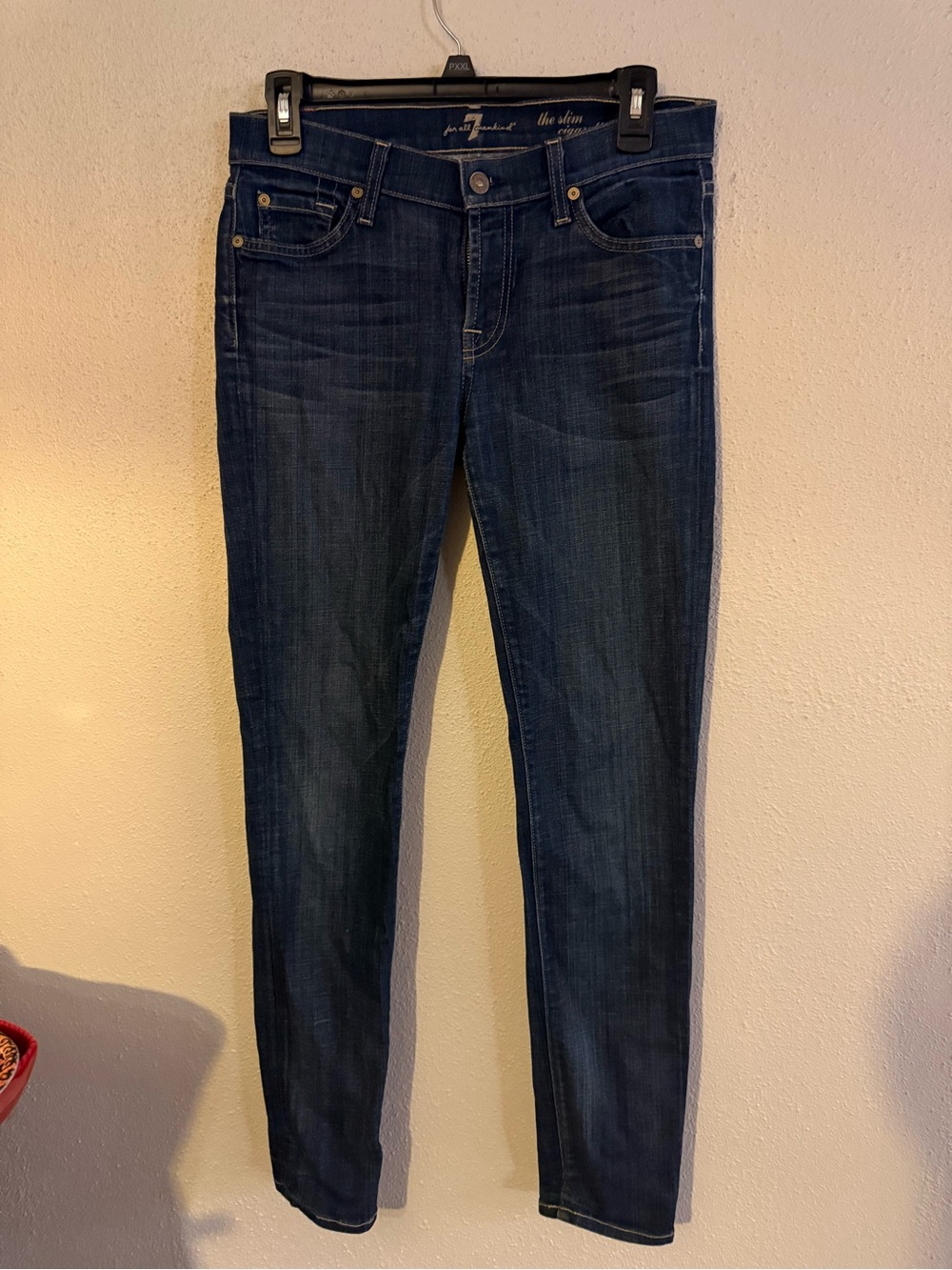 7 For All Mankind Women's Skinny Jeans in Dark Blue Wash size 27